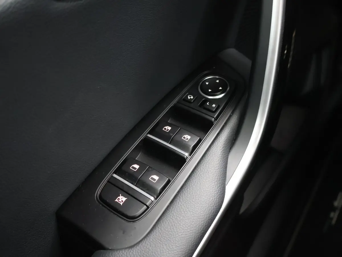 1.5 T-GDi GT-Line | Panoramadak | Matrix LED | Stoel/Stuurverwarming | Keyless Entry/Go | Elek. Achterklep | Apple Carplay/Android Auto |