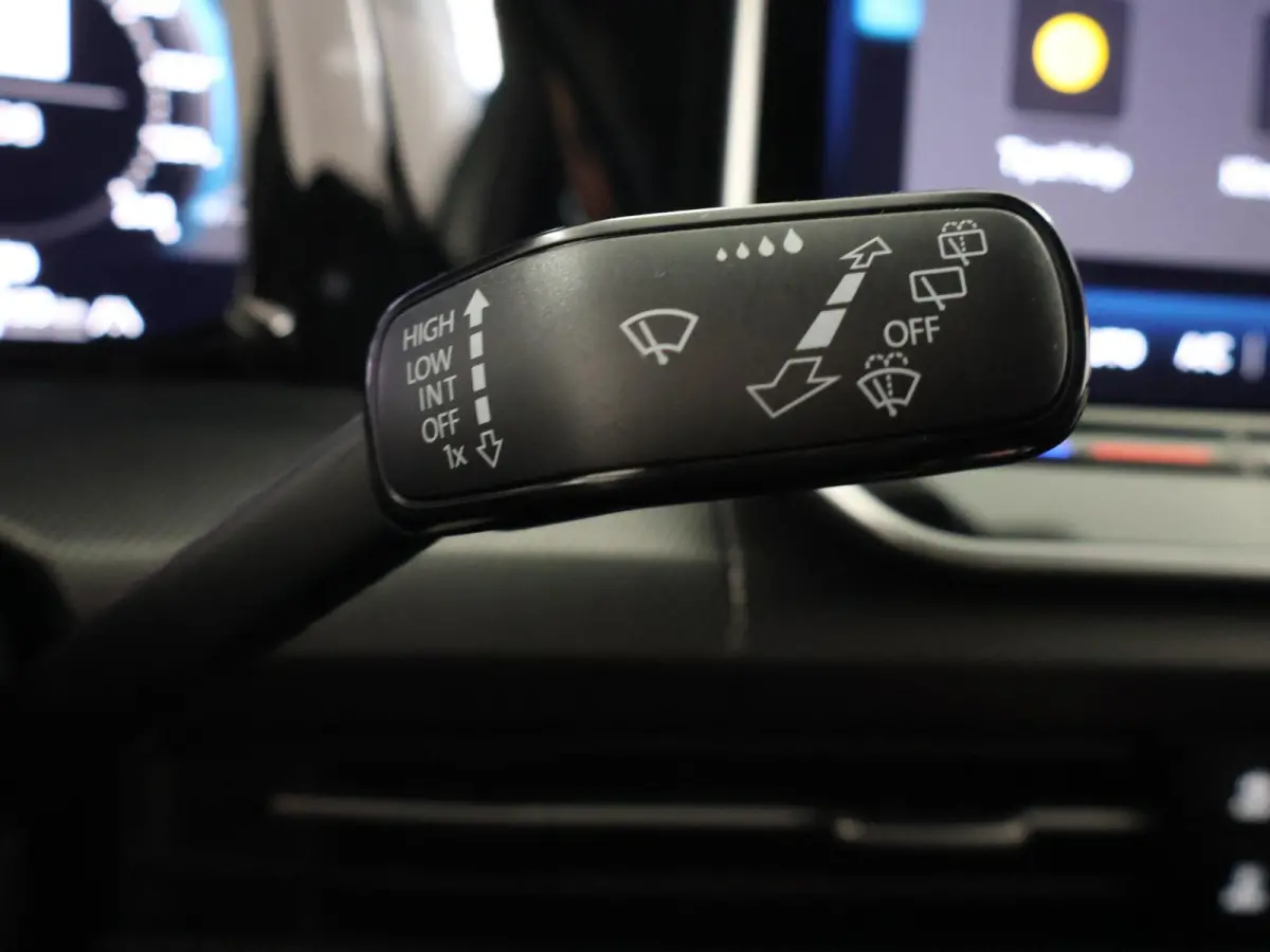 1.5 eHybrid GTE | Matrix LED | HUD | 360° Camera | Stoel/Stuurverwarming | Keyless Entry/Go | Apple Carplay/Android Auto |