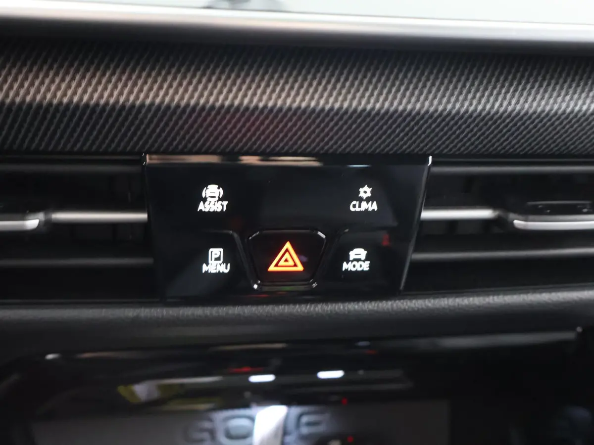 1.5 eHybrid GTE | Matrix LED | HUD | 360° Camera | Stoel/Stuurverwarming | Keyless Entry/Go | Apple Carplay/Android Auto |