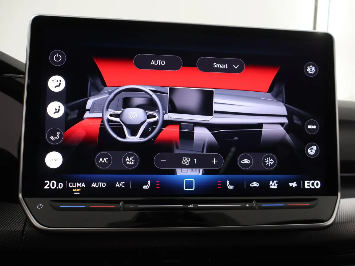 1.5 eHybrid GTE | Matrix LED | HUD | 360° Camera | Stoel/Stuurverwarming | Keyless Entry/Go | Apple Carplay/Android Auto |