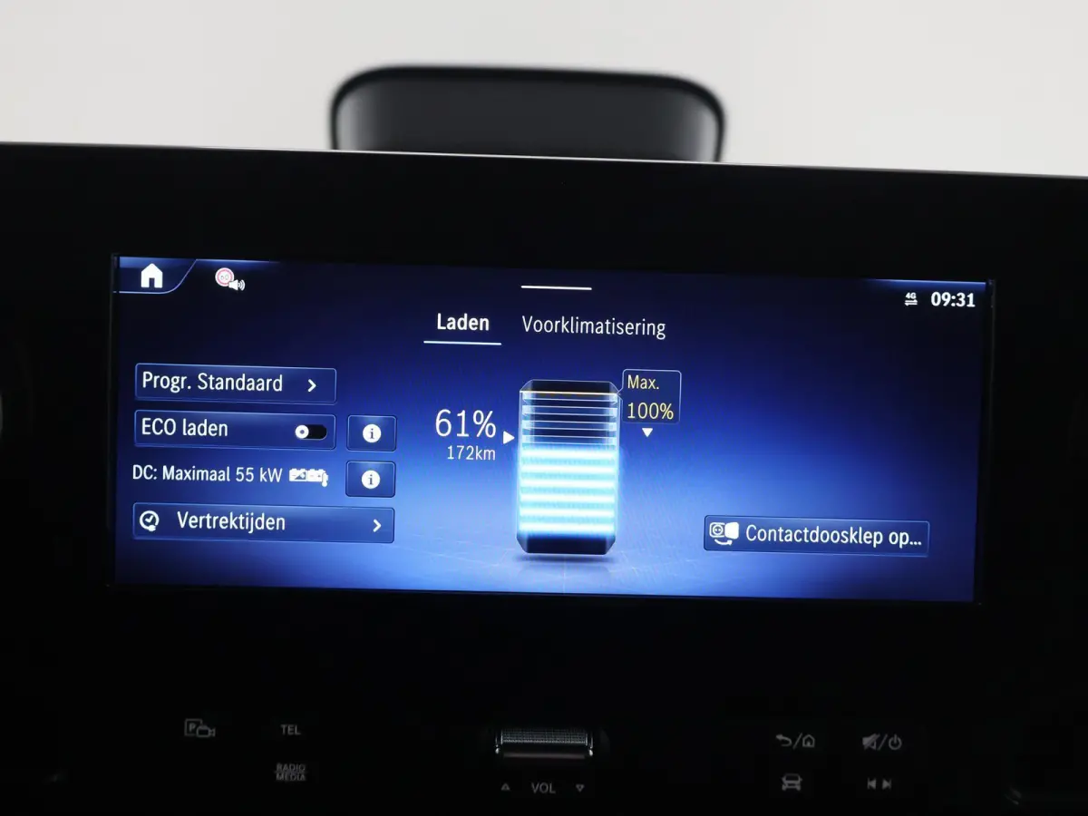 414 GB L2 H2 PRO | 81 kWh | 4250 GVW | 2000 KG Trekhaak | Cruise-Controle | MBUX | Achteruitrijcamera | DC laden 115 kW |  Smartphone integratie pakket |