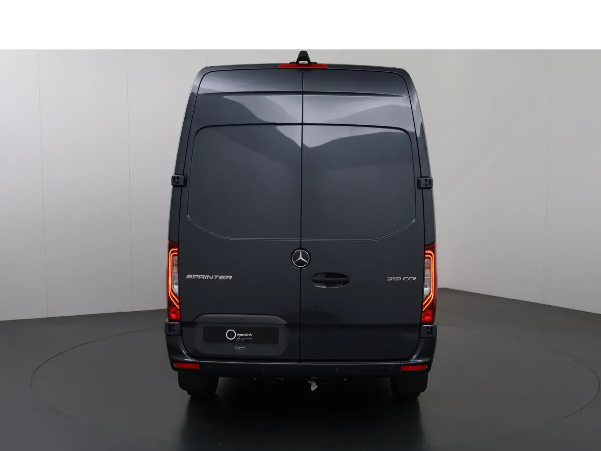319 CDI L2 H2 Select | Distronic | Led verlichting | Smartphone integratie pakket | 270° Deuren | 3500 KG Trekgewicht |