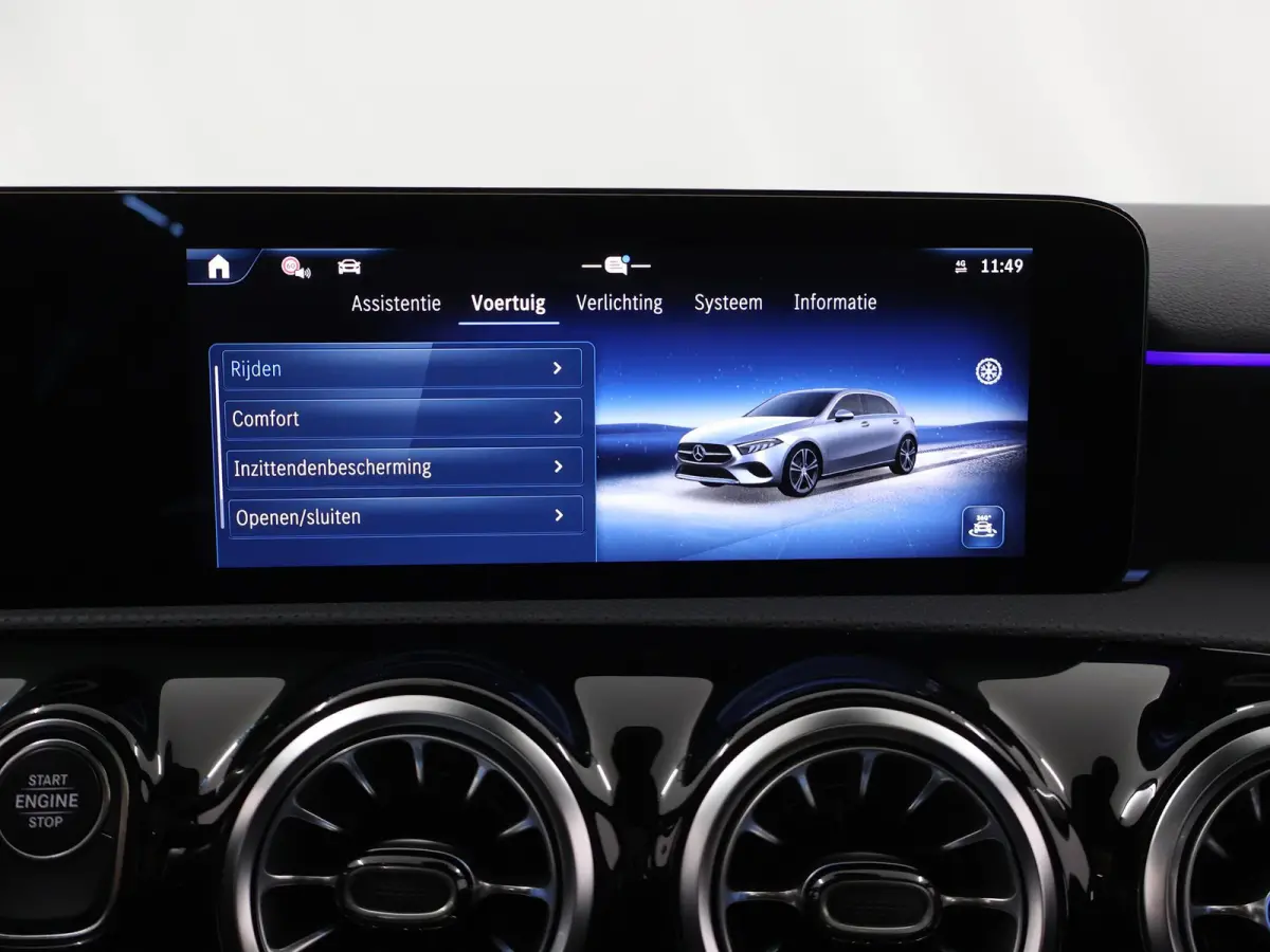 250e Business Solution AMG Apple Carplay| Panoramaschuifdak | Stoelverwarming | Achteruitrijcamera |  MULTIBEAM LED | Night Pakket | Driving Assistance Pakket