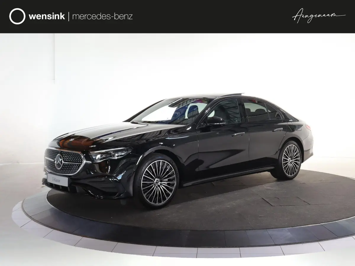 300e Sport Edition | Panoramaschuifdak | Premium plus | Superscreen | Nightpakket | Burmester | Stoelventilatie | Rijassistentiepakket Plus | Head-up display | DISTRONIC |