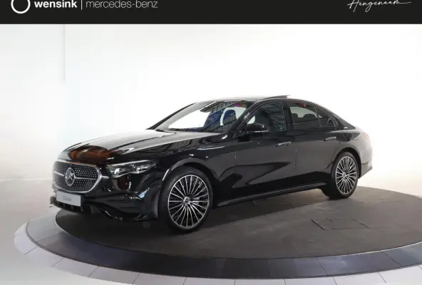 300e Sport Edition | Panoramaschuifdak | Premium plus | Superscreen | Nightpakket | Burmester | Stoelventilatie | Rijassistentiepakket Plus | Head-up display | DISTRONIC |