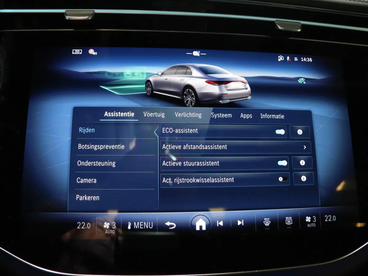 300e Sport Edition | Panoramaschuifdak | Premium Plus | Rijassistentiepakket Plus | Nightpakket | Leder pakket | Burmester | Head-up display | 360° camera | DISTRONIC |
