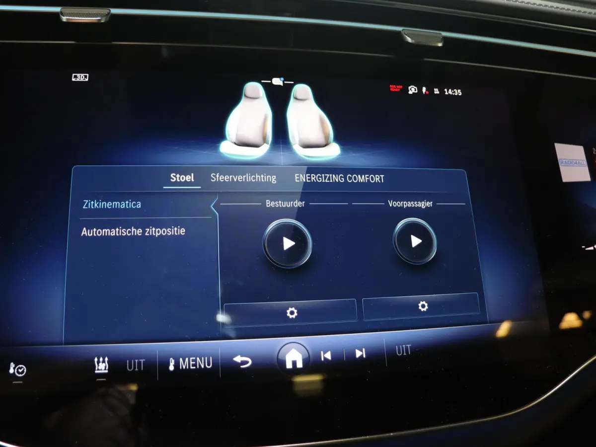 300e Sport Edition | Panoramaschuifdak | Premium Plus | Rijassistentiepakket Plus | Nightpakket | Leder pakket | Burmester | Head-up display | 360° camera | DISTRONIC |