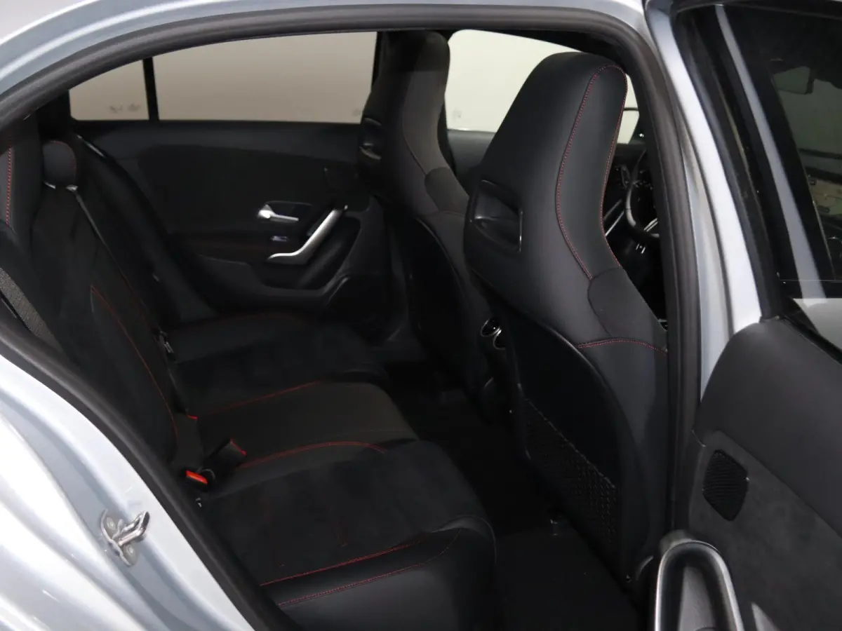 250e Business Solution AMG | Panoramaschuifdak | Premium Plus | Head-up display | Dodehoekassistent |