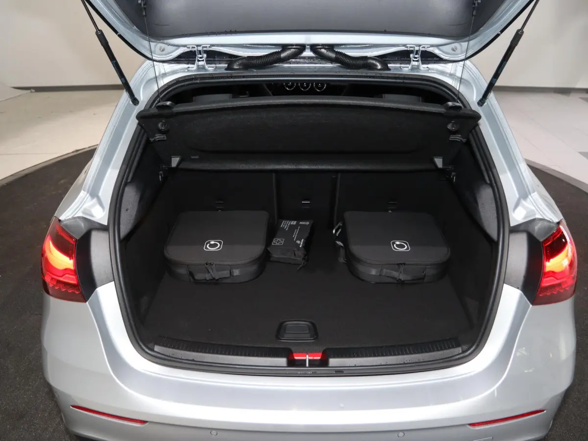 250e Business Solution AMG | Panoramaschuifdak | Premium Plus | Head-up display | Dodehoekassistent |