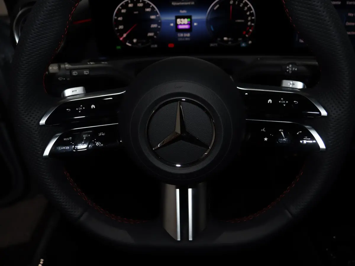 250e Business Solution AMG | Panoramaschuifdak | Premium Plus | Head-up display | Dodehoekassistent |