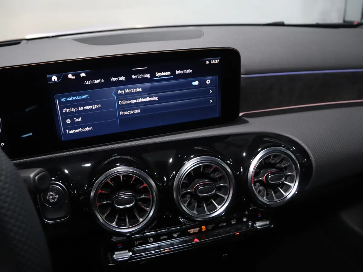 250e Business Solution AMG | Panoramaschuifdak | Premium Plus | Head-up display | Dodehoekassistent |