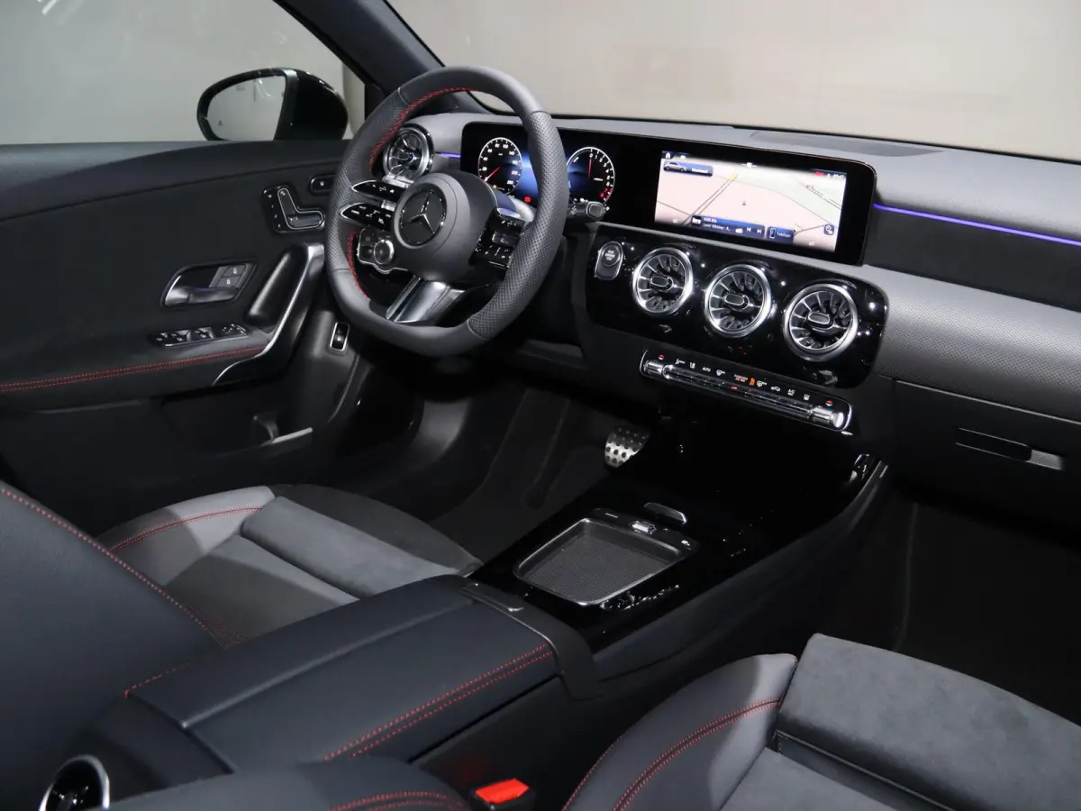 250e Business Solution AMG | Panoramaschuifdak | Premium Plus | Head-up display | Dodehoekassistent |