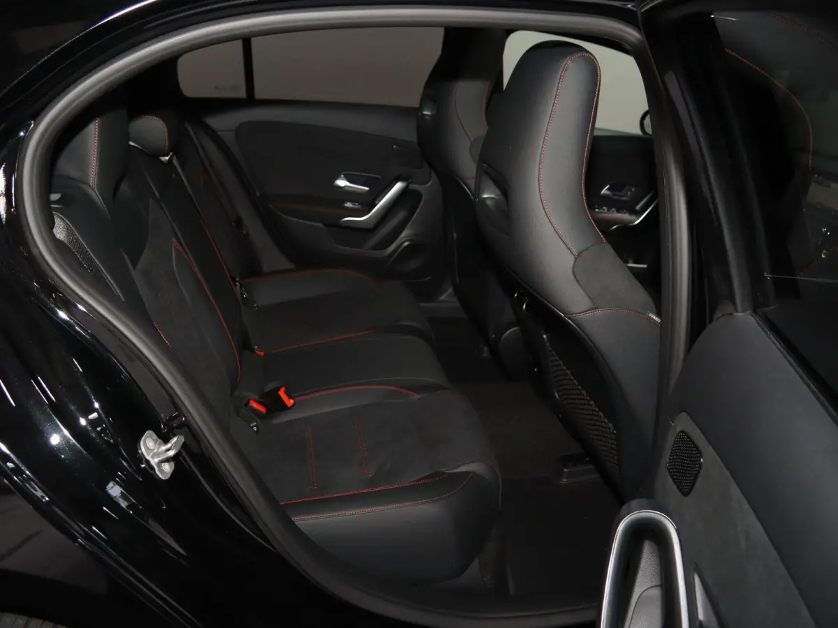 250e Business Solution AMG | Panoramaschuifdak | Premium Plus | Head-up display | Dodehoekassistent |