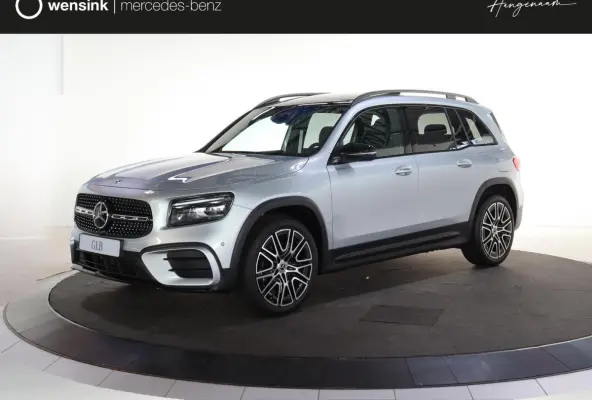 180 Business Solution AMG | AMG Line Plus pakket | Panoramaschuifdak | Winterpakket | Trekhaak | 20” AMG velgen |