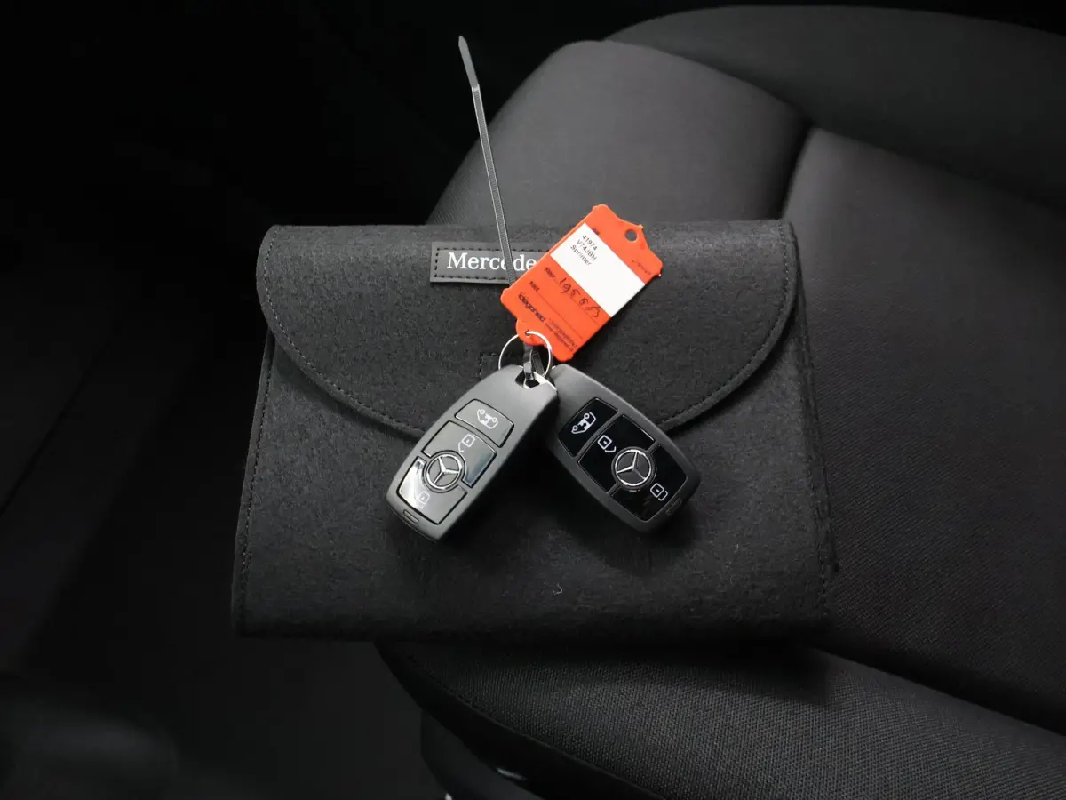 315 CDI L2 Pro | Parkeercamera | Bluetooth | Climate Control | Keyless Go |
