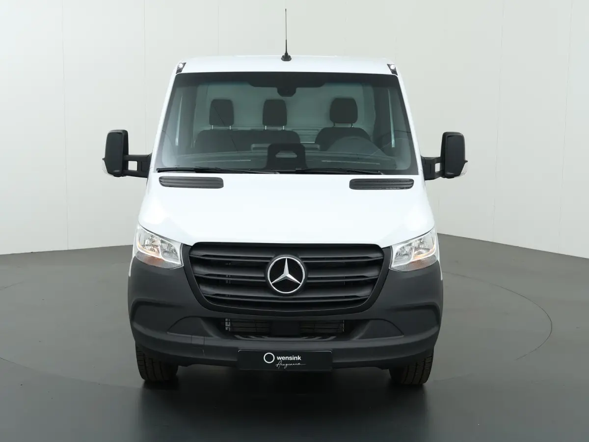 315 CDI | Aut. | Chassis | L3 | 3500 KG. AHW | Airco | Cruise Control | MBUX Navigatie | Apple Carplay/Android Auto | Lane-Assist | Vierseizoenenbanden | Comfort Bestuurdersstoel | 3500 KG. 