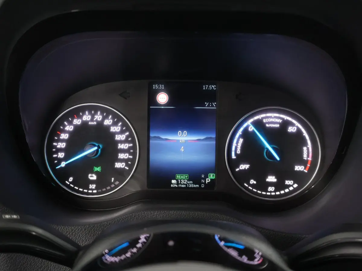 314 L2 H2 PRO | 56 kWh | 100% elektrisch | 2000kg Trekhaak | 115Kw/u DC Snelladen | Smartphone integratie pakket | Carplay | Camera | Comfort bestuurdersstoel |