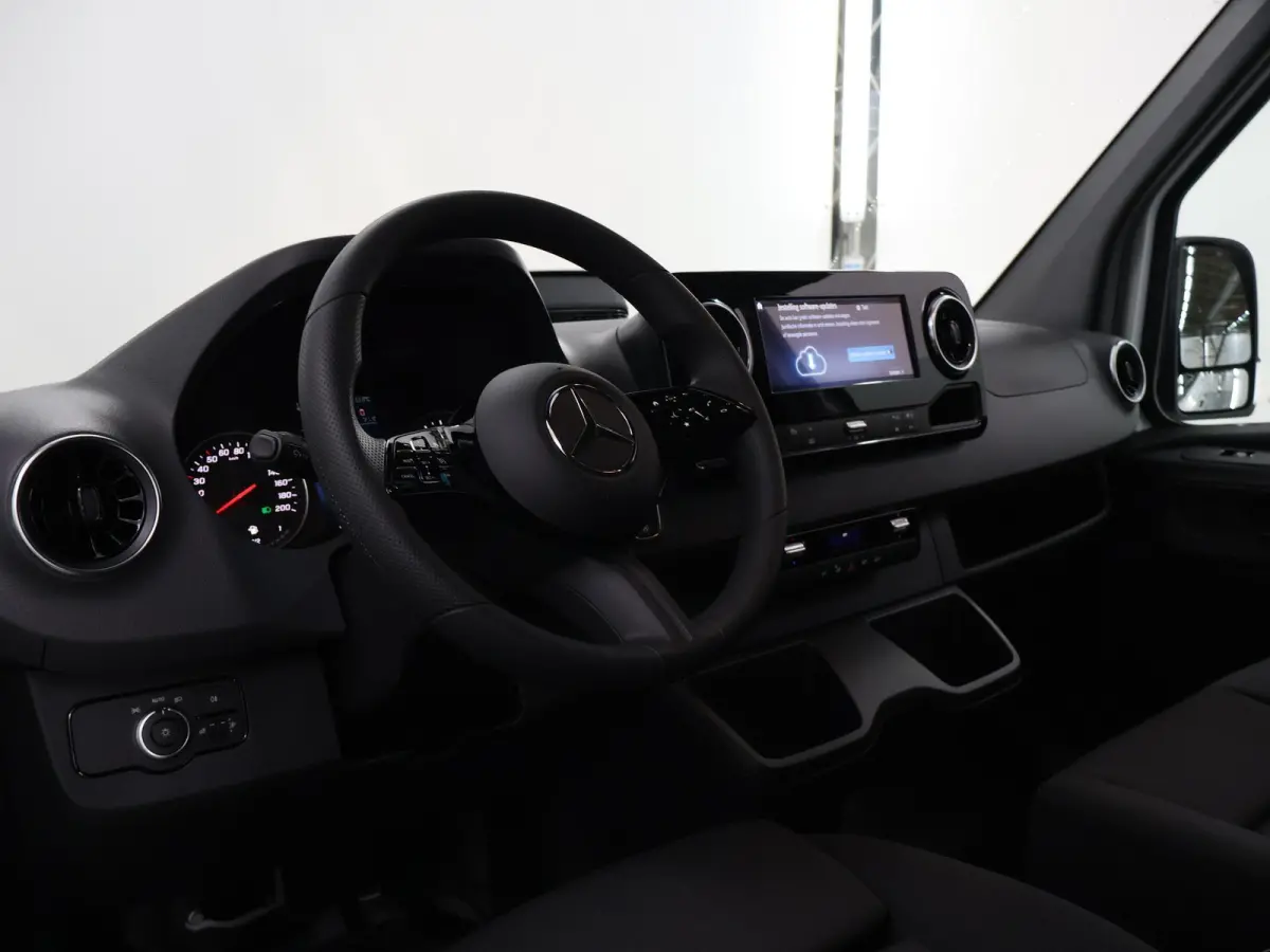 517 CDI L2 H2 Pro 5.0t | C1 Rijbewijs | Smartphone integratie pakket | Dubbel Lucht | Tachograaf |