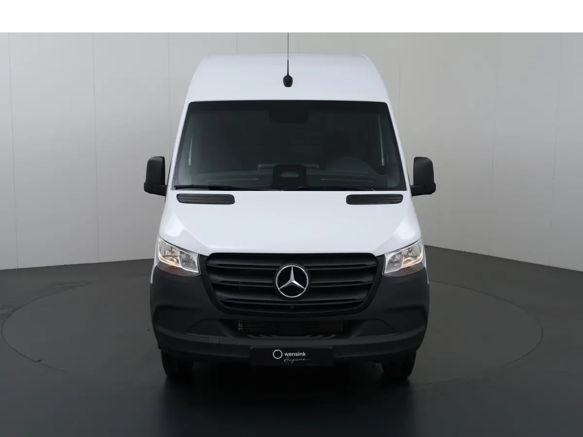 517 CDI L2 H2 Pro 5.0t | C1 Rijbewijs | Smartphone integratie pakket | Dubbel Lucht | Tachograaf |