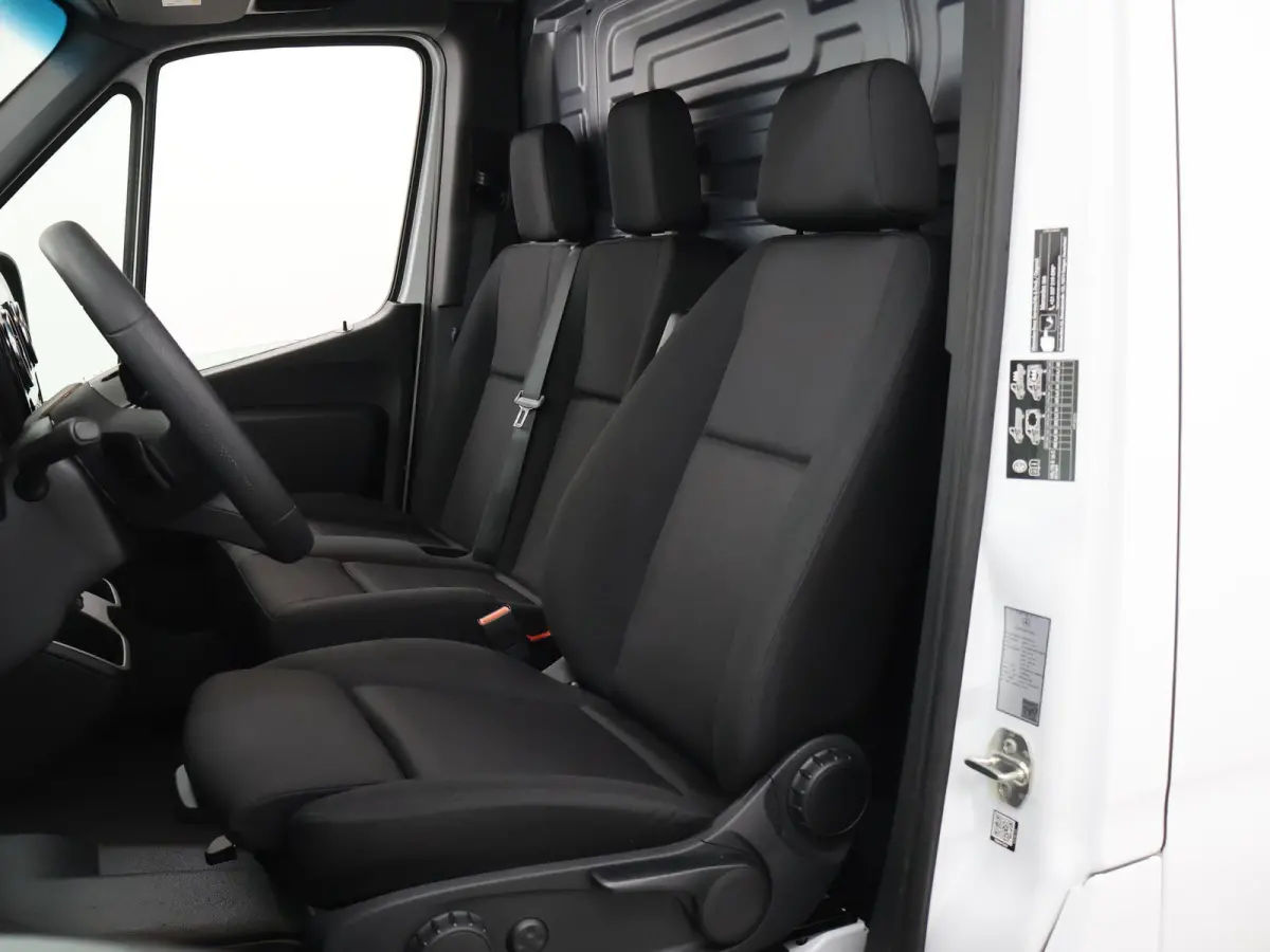 517 CDI L2 H2 Pro 5.0t | C1 Rijbewijs | Smartphone integratie pakket | Dubbel Lucht | Tachograaf |