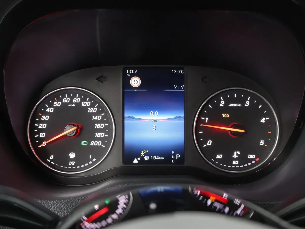 517 CDI L2 H2 Pro 5.0t | C1 Rijbewijs | Smartphone integratie pakket | Dubbel Lucht | Tachograaf |