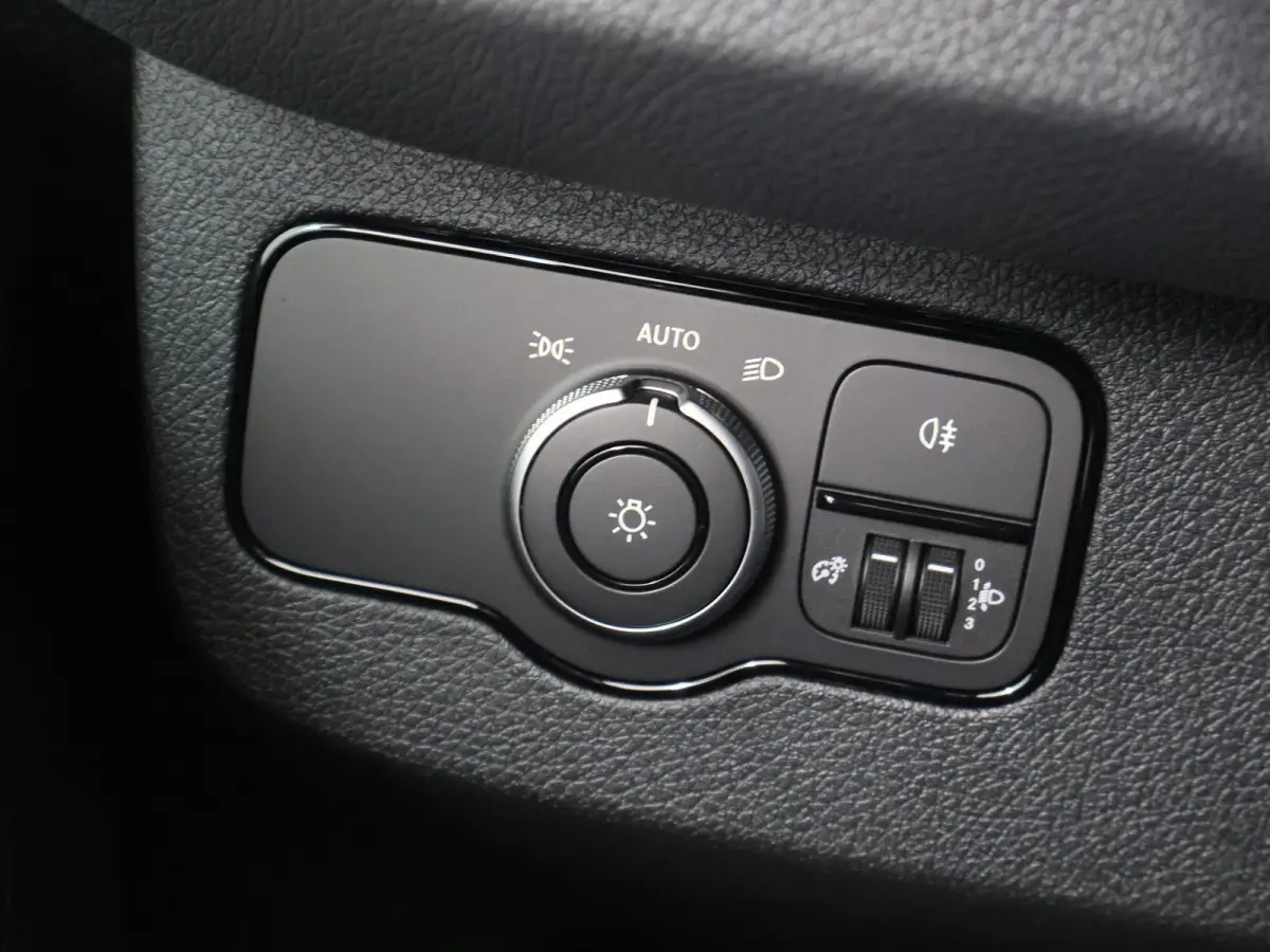 517 CDI L2 H2 Pro 5.0t | C1 Rijbewijs | Smartphone integratie pakket | Dubbel Lucht | Tachograaf |