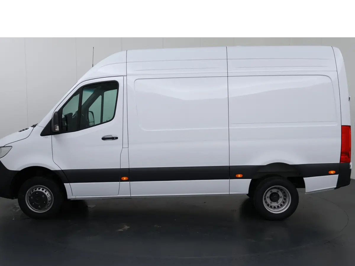 517 CDI L2 H2 Pro 5.0t | C1 Rijbewijs | Smartphone integratie pakket | Dubbel Lucht | Tachograaf |