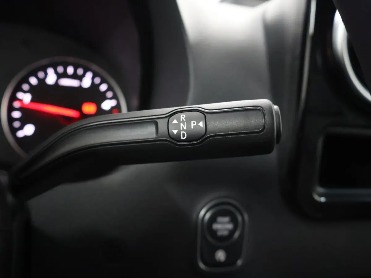 319 CDI | Aut. | L2 H2 | Select | LED Koplampen | 3-zits | Achteruitrijcamera | Navigatie | Apple Carplay/Android Auto | 3500 KG. AHW | Distronic Plus | LM Velgen | Certified