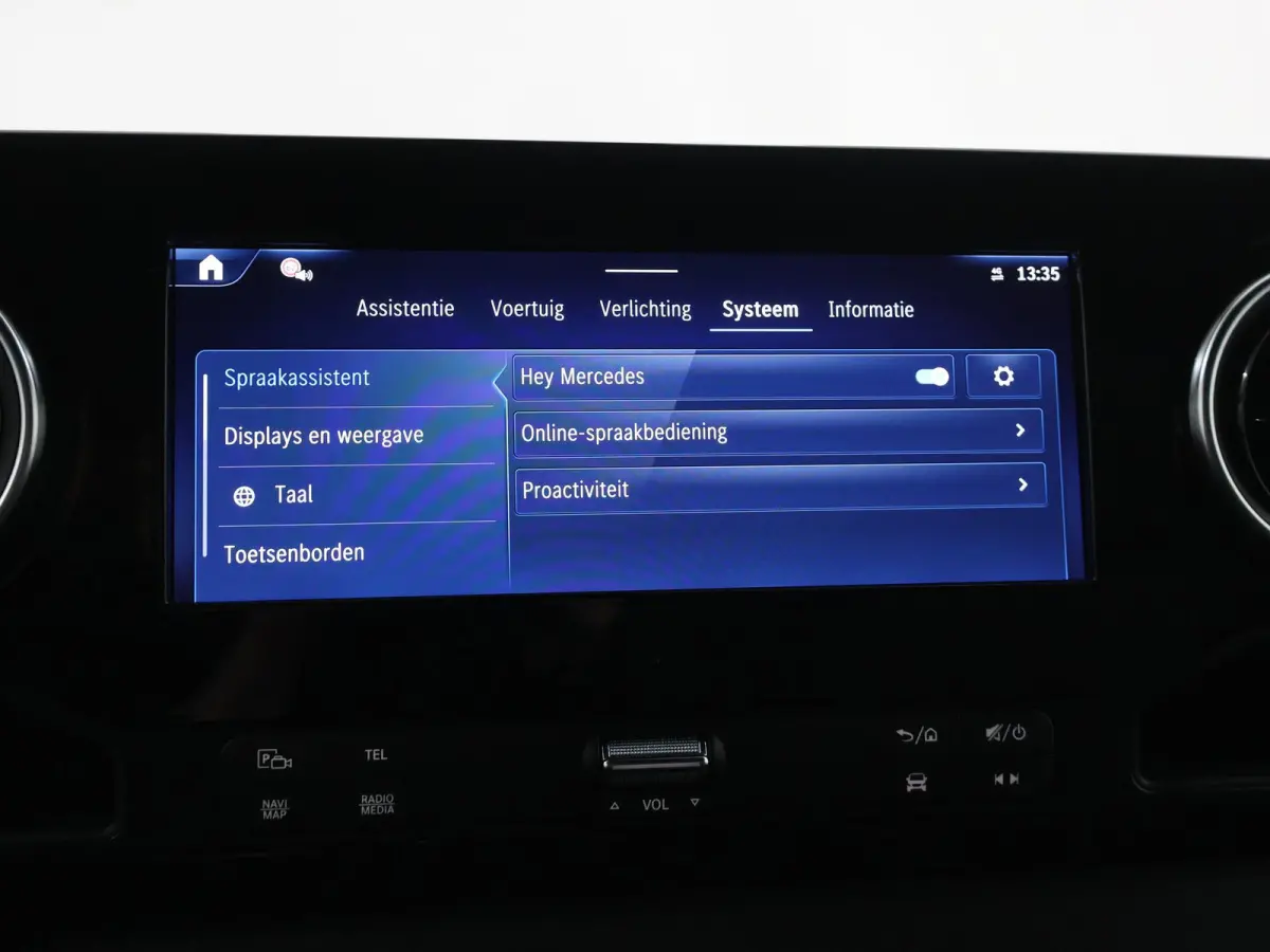 319 CDI | Aut. | L2 H2 | Select | LED Koplampen | 3-zits | Achteruitrijcamera | Navigatie | Apple Carplay/Android Auto | 3500 KG. AHW | Distronic Plus | LM Velgen | Certified