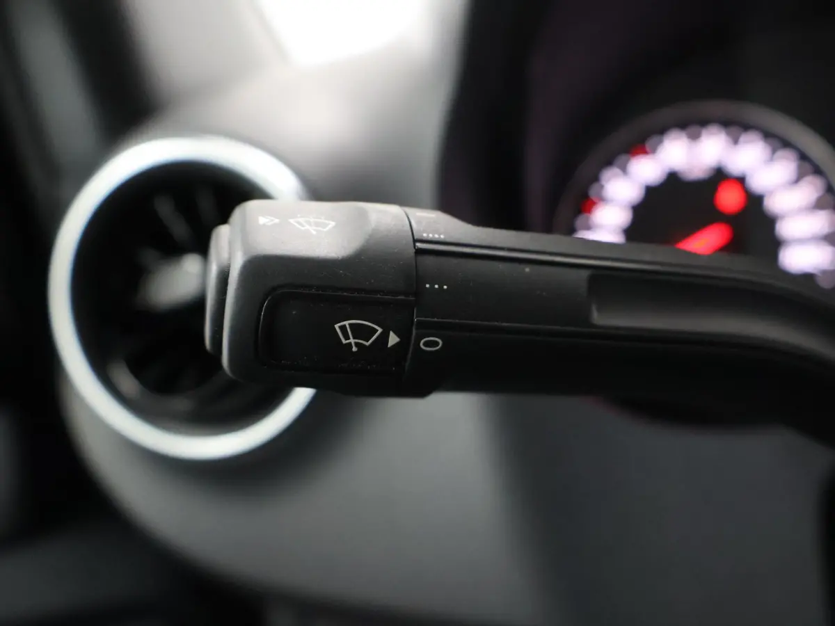 319 CDI | Aut. | L2 H2 | Select | LED Koplampen | 3-zits | Achteruitrijcamera | Navigatie | Apple Carplay/Android Auto | 3500 KG. AHW | Distronic Plus | LM Velgen | Certified