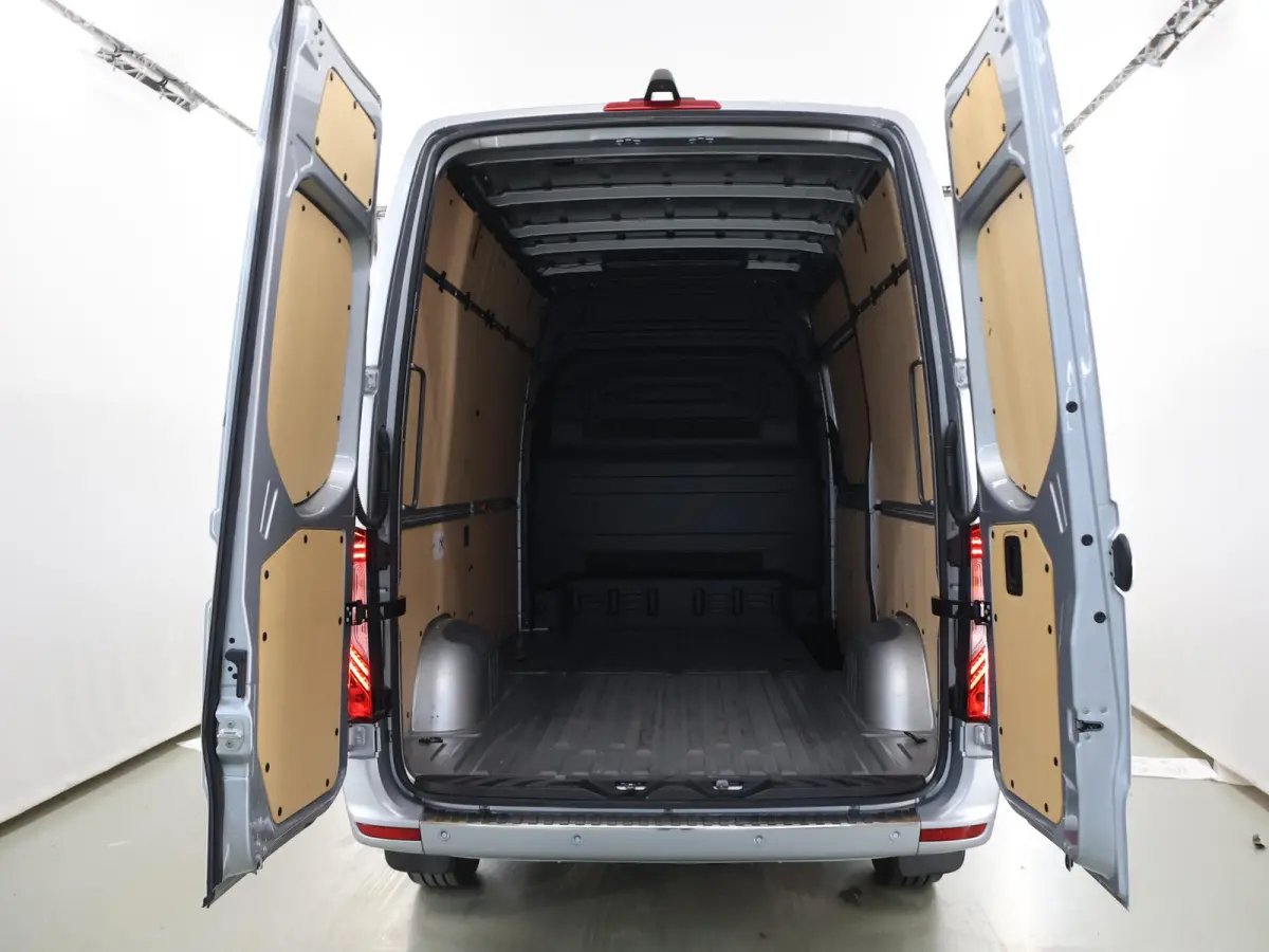319 CDI | Aut. | L2 H2 | Select | LED Koplampen | 3-zits | Achteruitrijcamera | Navigatie | Apple Carplay/Android Auto | 3500 KG. AHW | Distronic Plus | LM Velgen | Certified
