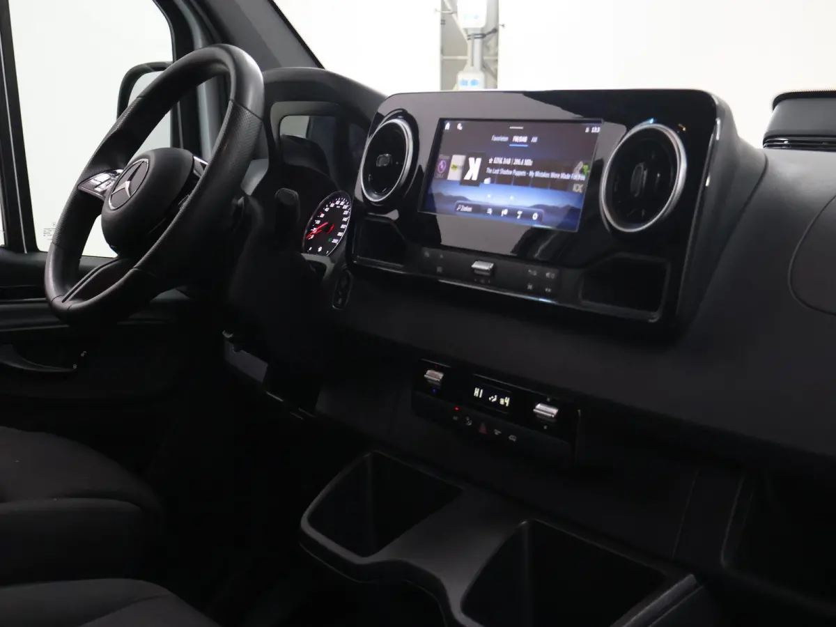 317 CDI | Aut. | L2 H2 | Pro | 3-zits | Airco | Cruise Control | 3500 KG. AHW | Parkeercamera | Certified
