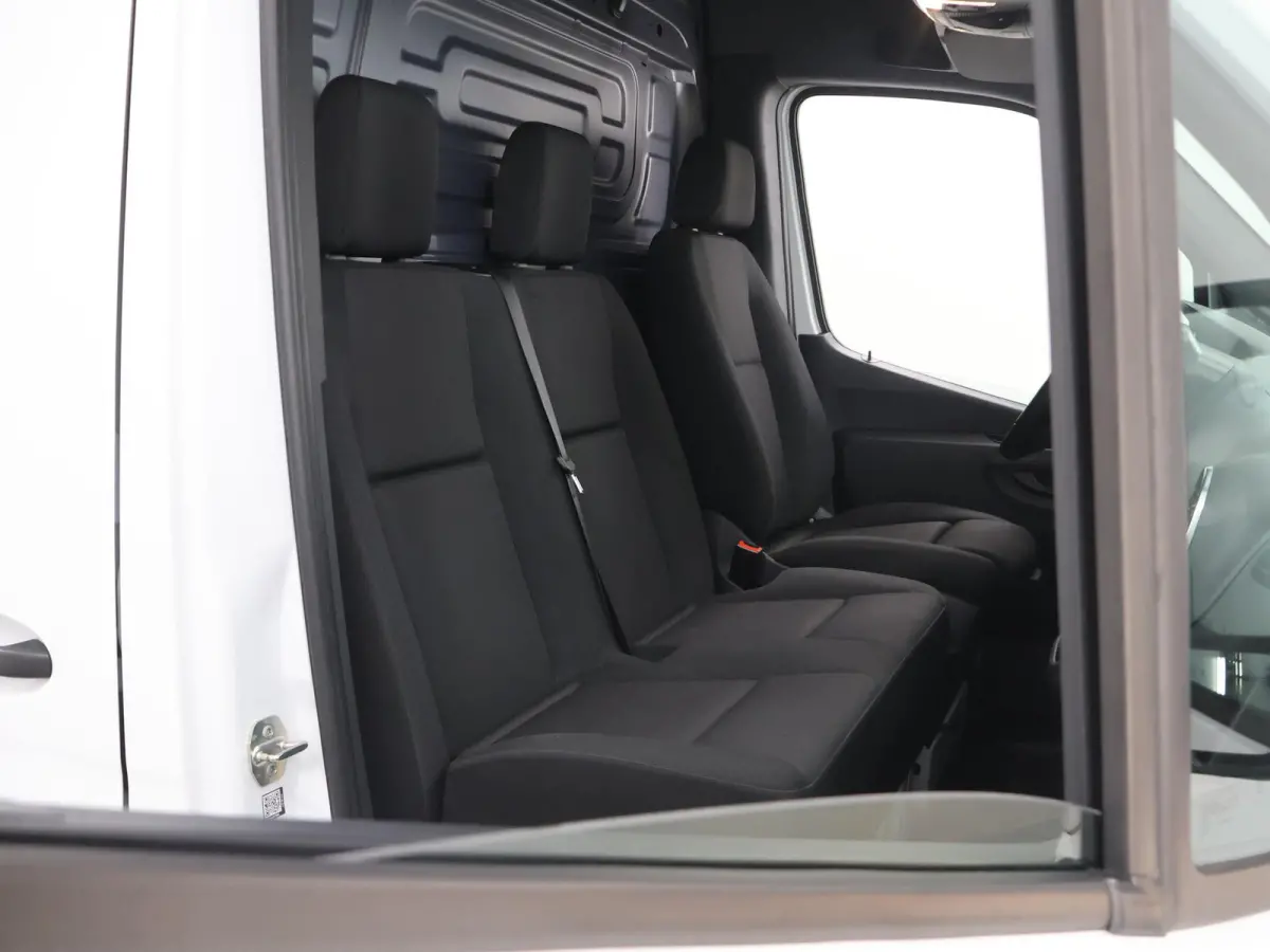317 CDI | Aut. | L2 H2 | Pro | 3-zits | Airco | Cruise Control | 3500 KG. AHW | Parkeercamera | Certified