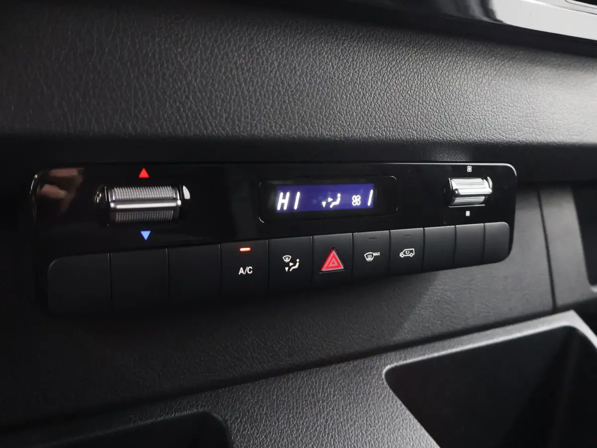 317 CDI | Aut. | L2 H2 | Pro | 3-zits | Airco | Cruise Control | 3500 KG. AHW | Parkeercamera | Certified