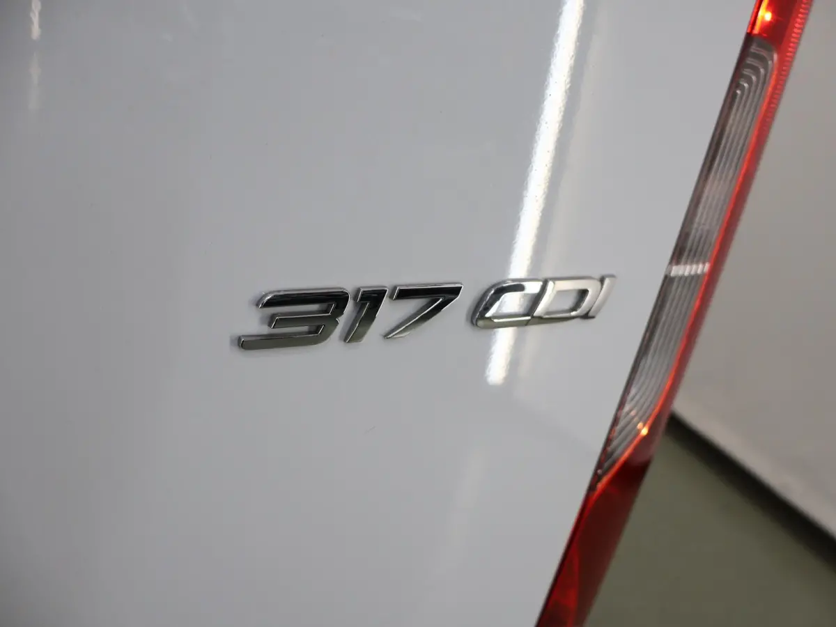 317 CDI | Aut. | L2 H2 | Pro | 3-zits | Airco | Cruise Control | 3500 KG. AHW | Parkeercamera | Certified