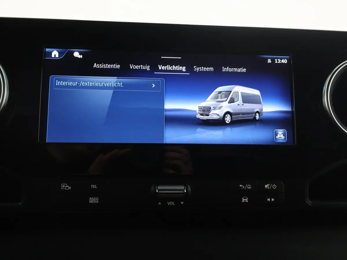 317 CDI | Aut. | L2 H2 | Pro | 3-zits | Airco | Cruise Control | 3500 KG. AHW | Parkeercamera | Certified