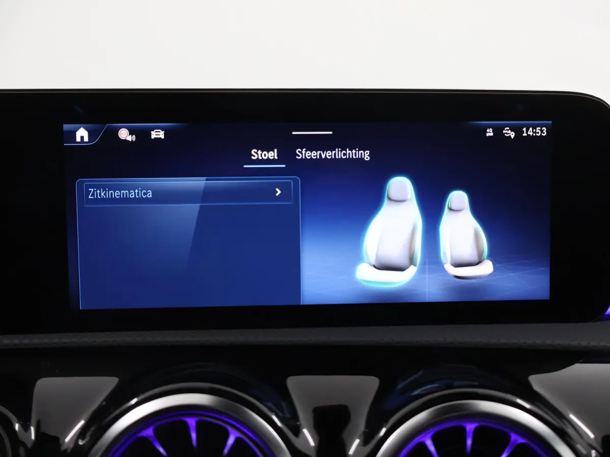 180 Business Solution AMG | Panoramaschuifdak | Premium Plus | Nightpakket | 19"Multispaak AMG velgen | Stoelverwarming |  360° camera | Head-up display |