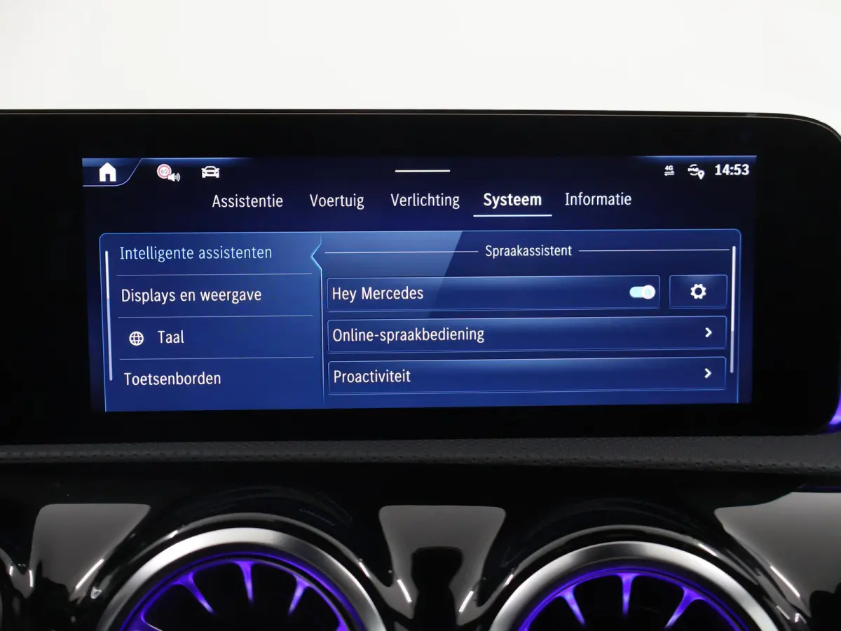 180 Business Solution AMG | Panoramaschuifdak | Premium Plus | Nightpakket | 19"Multispaak AMG velgen | Stoelverwarming |  360° camera | Head-up display |
