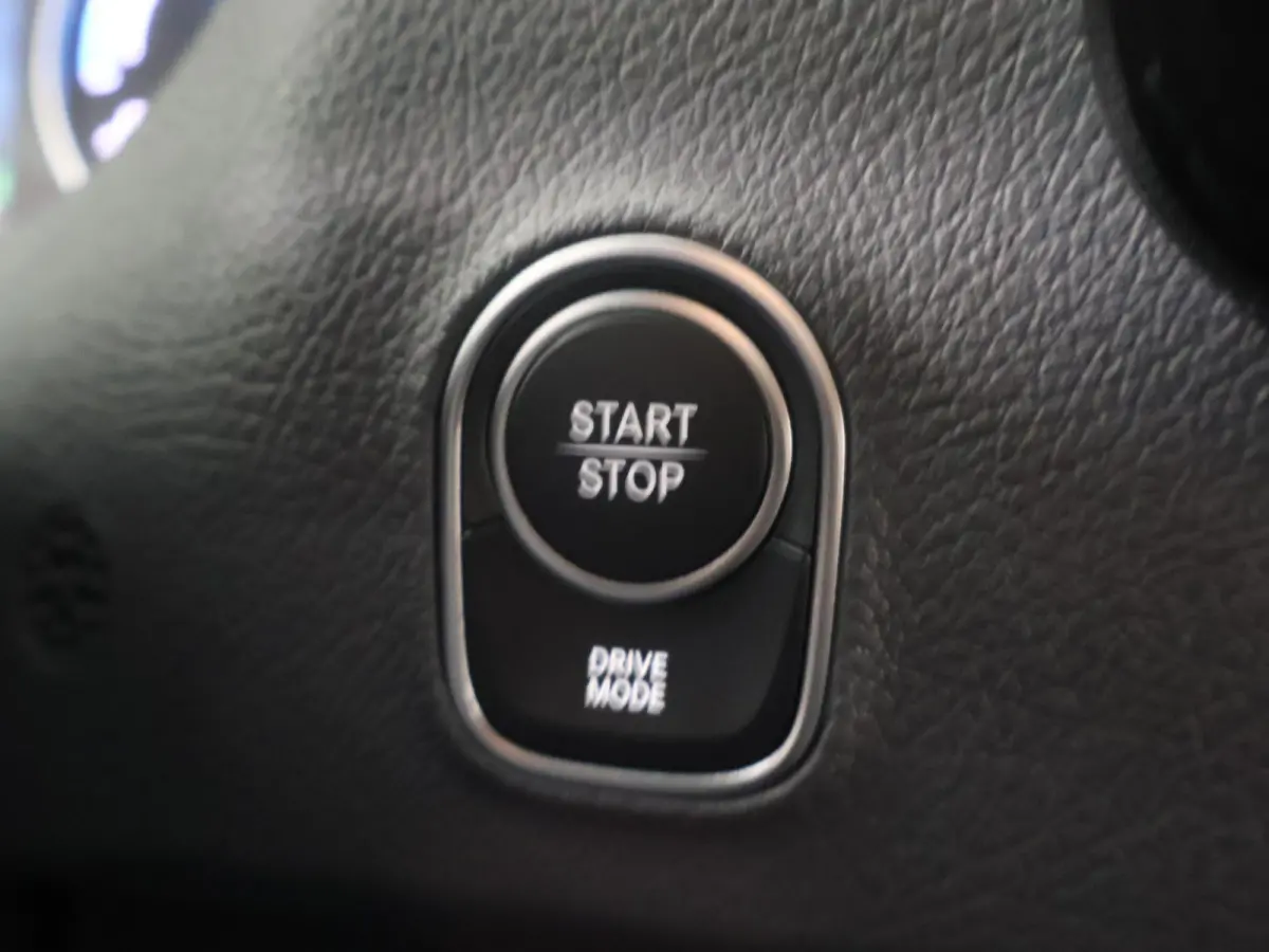 314 L2 H2 RWD PRO 81kWh | Comfortbestuurdersstoel | Trekhaak | Smartphone integratie pakket | 115 kW Snelladen | Achteruitrijcamera |