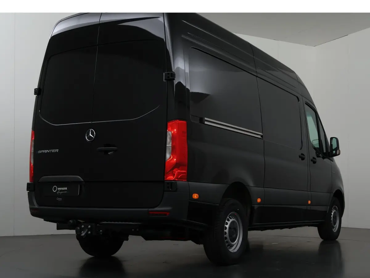 314 L2 H2 RWD PRO 81kWh | Comfortbestuurdersstoel | Trekhaak | Smartphone integratie pakket | 115 kW Snelladen | Achteruitrijcamera |