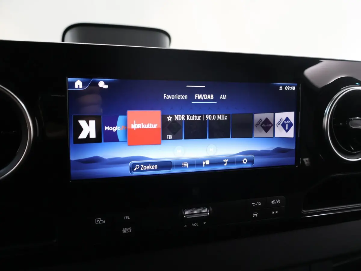 314 L2 H2 RWD PRO 81kWh | Comfortbestuurdersstoel | Trekhaak | Smartphone integratie pakket | 115 kW Snelladen | Achteruitrijcamera |