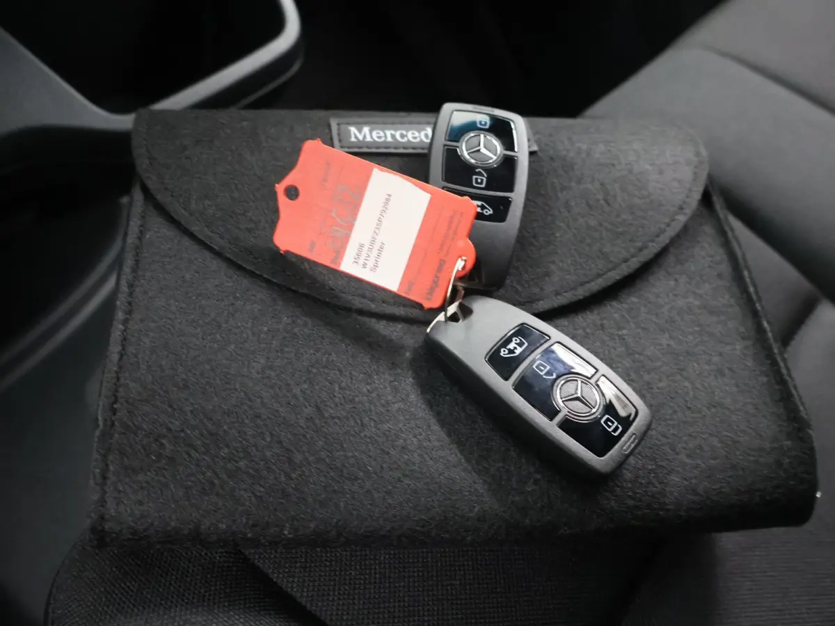 314 L2 H2 RWD PRO 81kWh | Comfortbestuurdersstoel | Trekhaak | Smartphone integratie pakket | 115 kW Snelladen | Achteruitrijcamera |