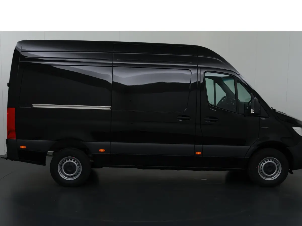 314 L2 H2 RWD PRO 81kWh | Comfortbestuurdersstoel | Trekhaak | Smartphone integratie pakket | 115 kW Snelladen | Achteruitrijcamera |