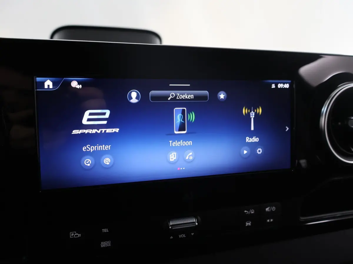 314 L2 H2 RWD PRO 81kWh | Comfortbestuurdersstoel | Trekhaak | Smartphone integratie pakket | 115 kW Snelladen | Achteruitrijcamera |
