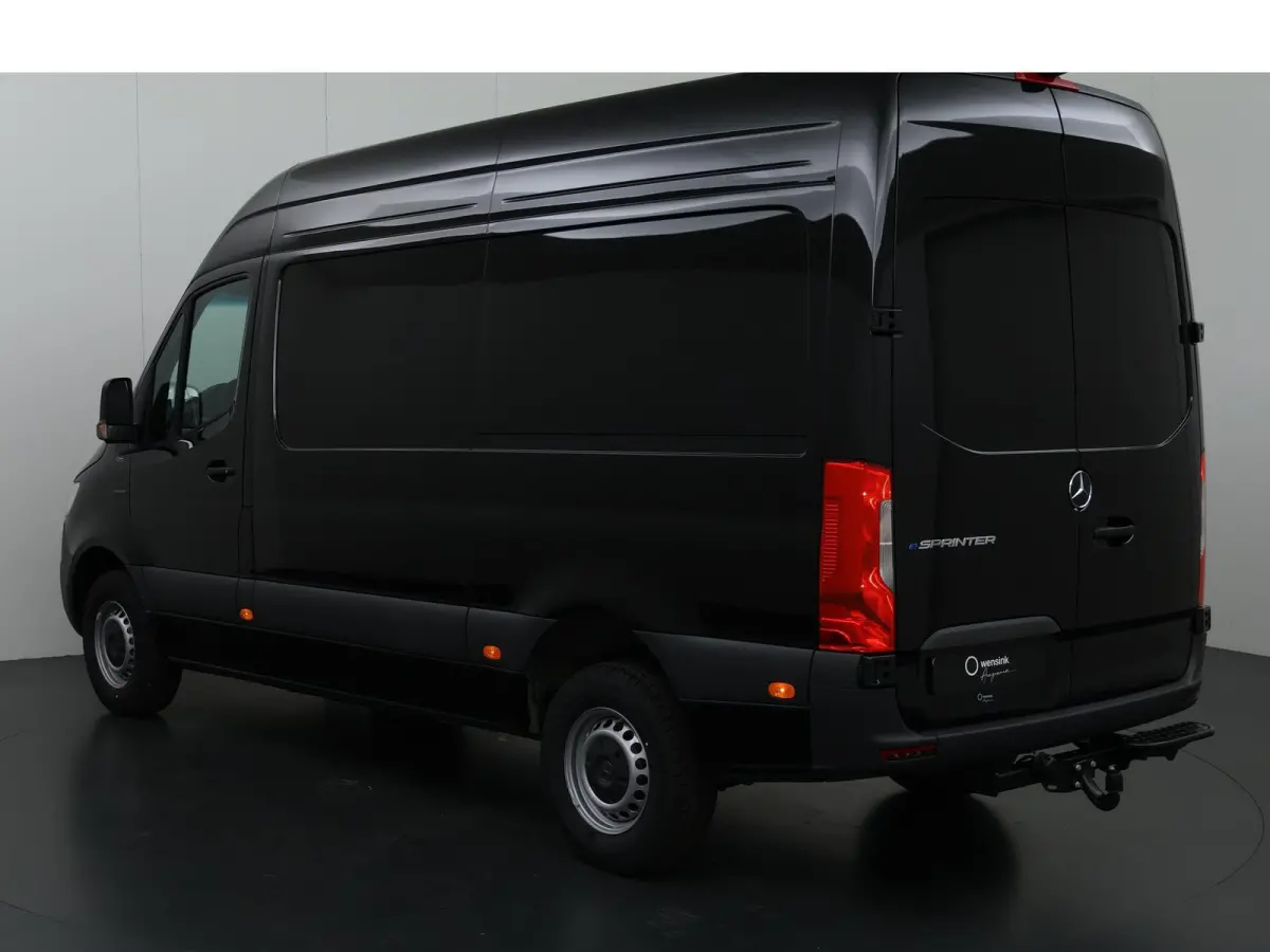 314 L2 H2 RWD PRO 81kWh | Comfortbestuurdersstoel | Trekhaak | Smartphone integratie pakket | 115 kW Snelladen | Achteruitrijcamera |