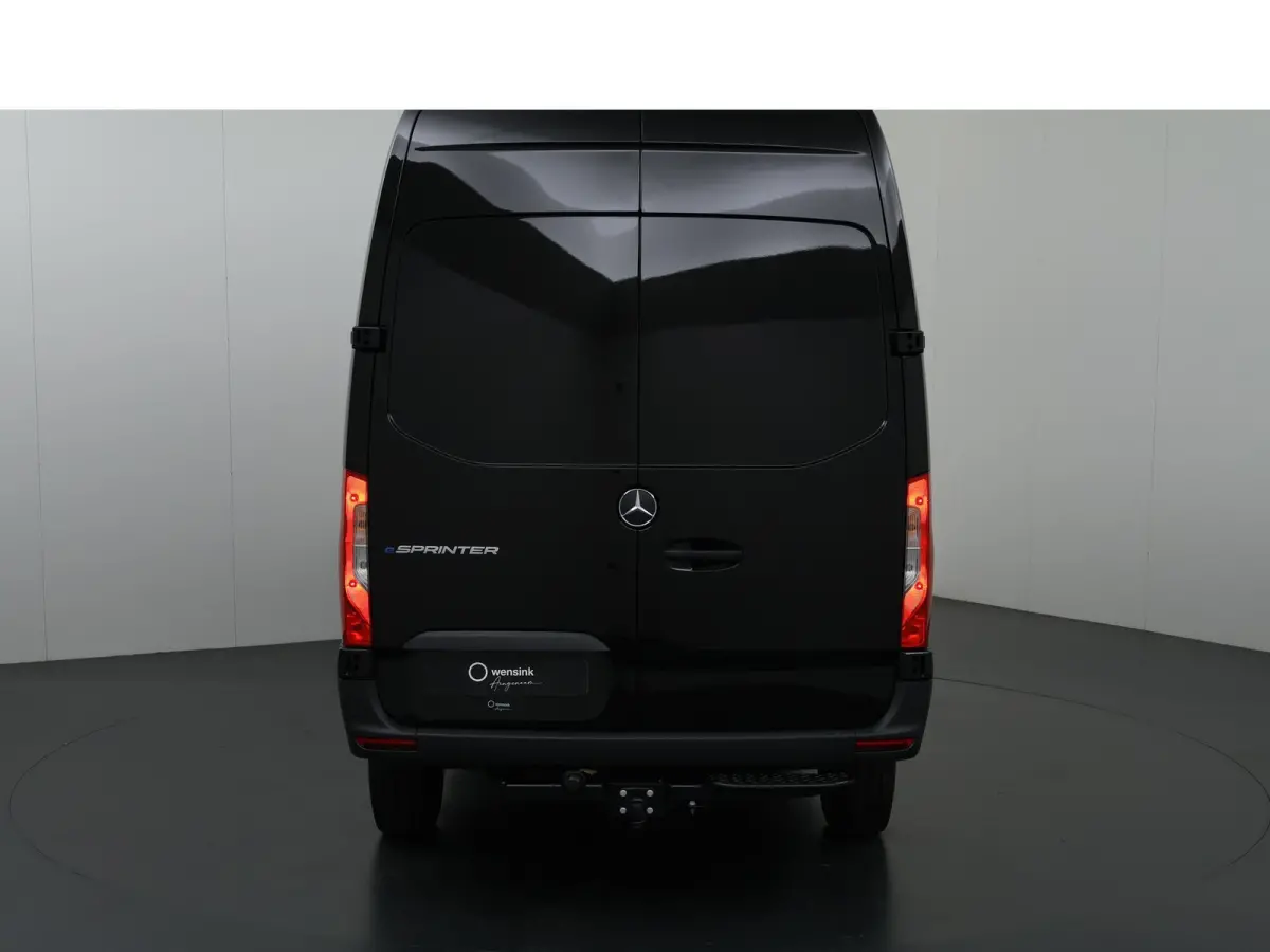 314 L2 H2 RWD PRO 81kWh | Comfortbestuurdersstoel | Trekhaak | Smartphone integratie pakket | 115 kW Snelladen | Achteruitrijcamera |