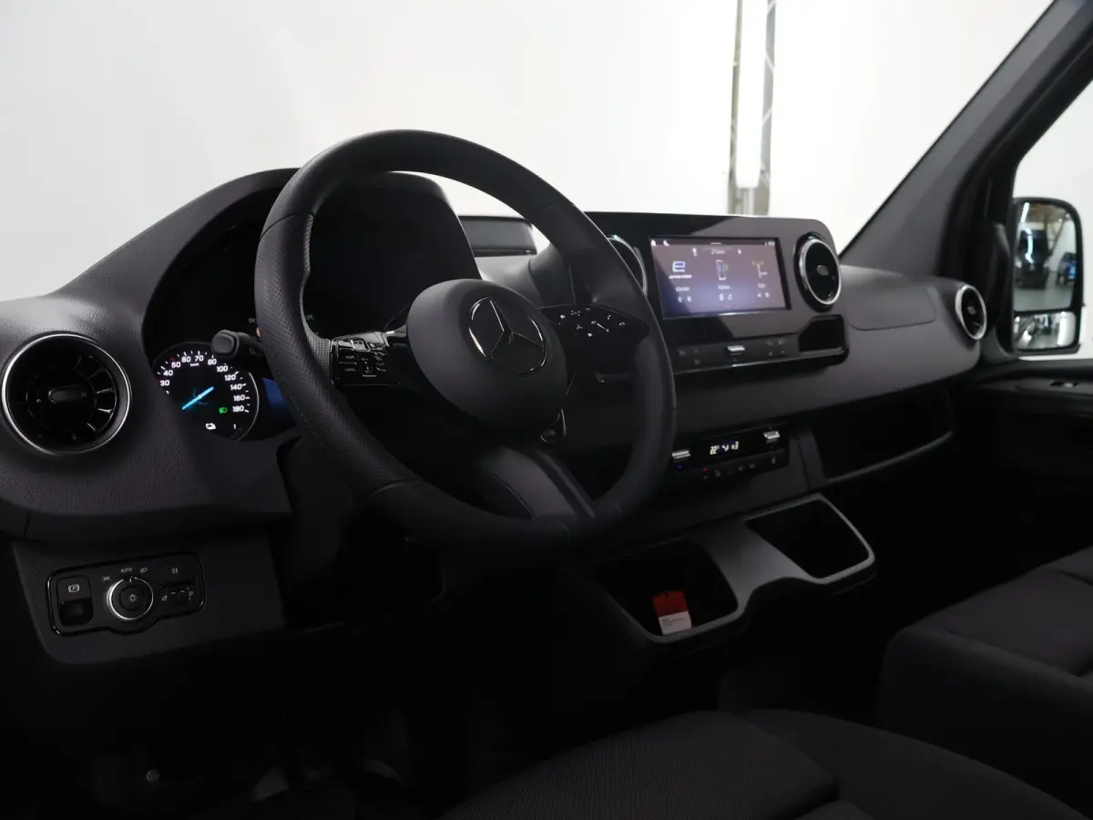 314 L2 H2 RWD PRO 81kWh | Comfortbestuurdersstoel | Trekhaak | Smartphone integratie pakket | 115 kW Snelladen | Achteruitrijcamera |