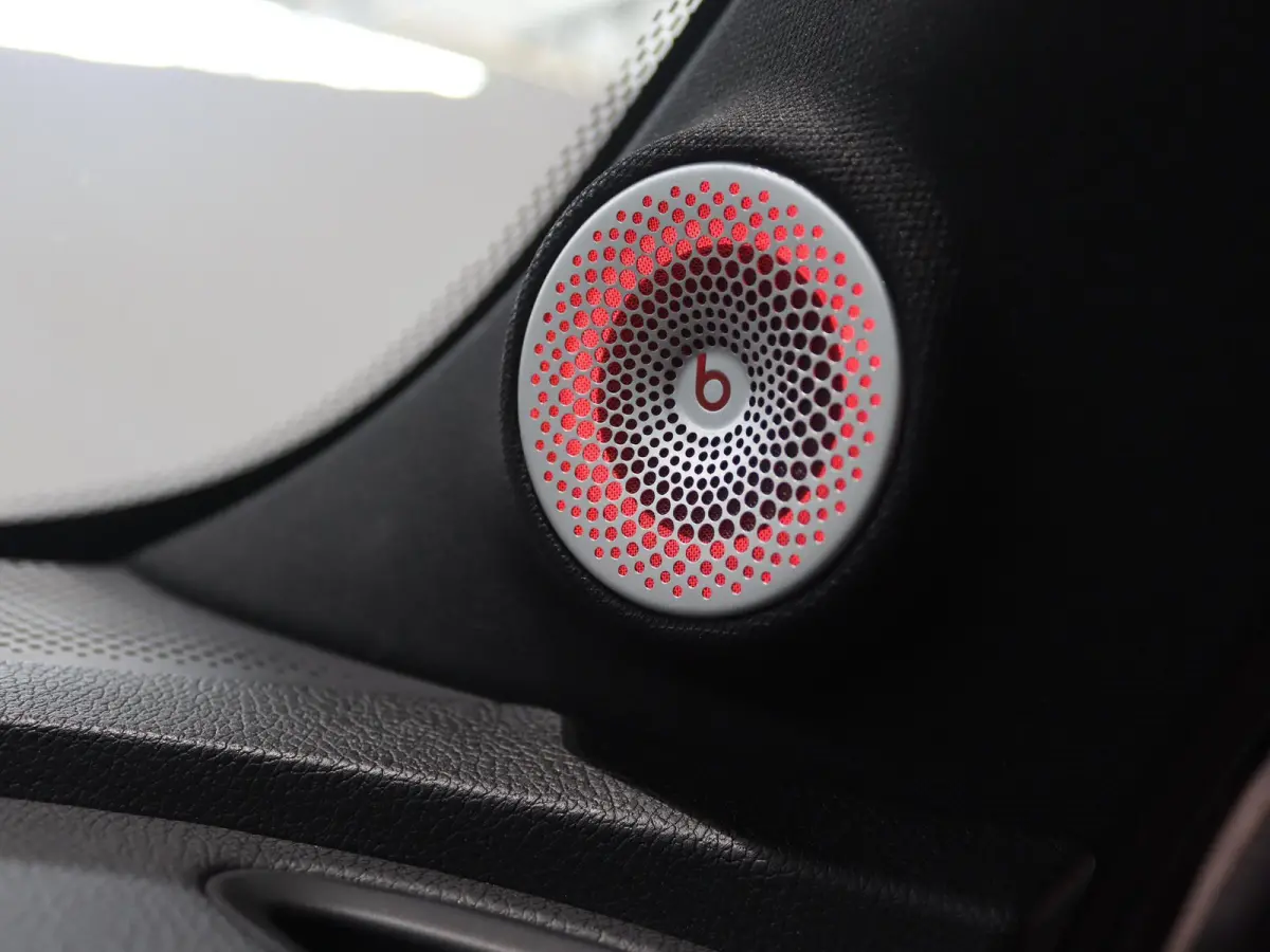 BRABUS 66 kWh | Panoramadak | HUD | Keyless entry | 360 Camera | Memory | Drive Pilot | 428 PK! |