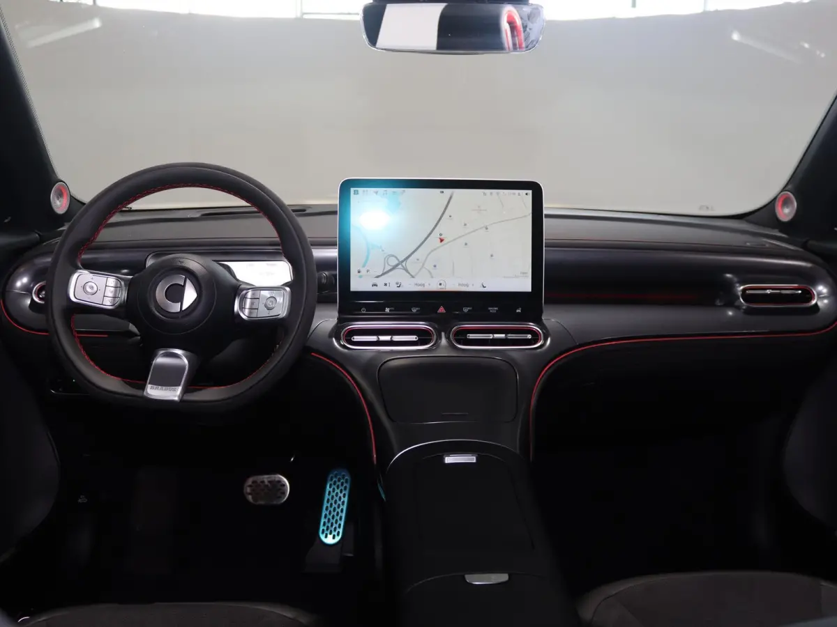 BRABUS 66 kWh | Panoramadak | HUD | Keyless entry | 360 Camera | Memory | Drive Pilot | 428 PK! |