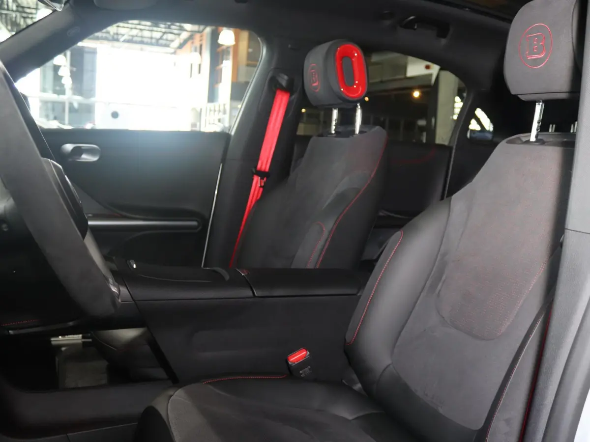 BRABUS 66 kWh | Panoramadak | HUD | Keyless entry | 360 Camera | Memory | Drive Pilot | 428 PK! |